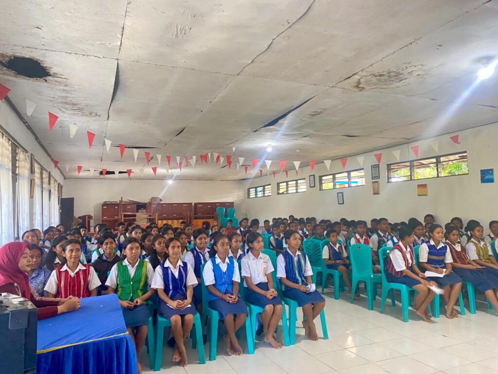 Sosialisasi SPMB di SMP Negeri 1 Waikabubak